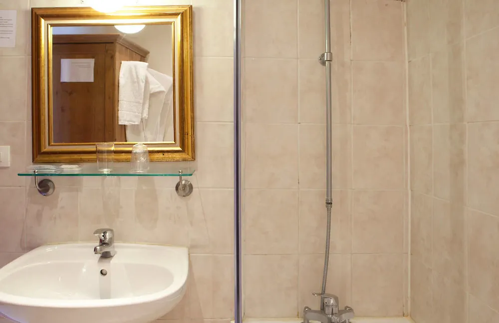 Hotel Esmeralda Paris France