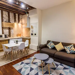 Apartamento New Chic Flat : Le Marais - Place Des Vosges, París